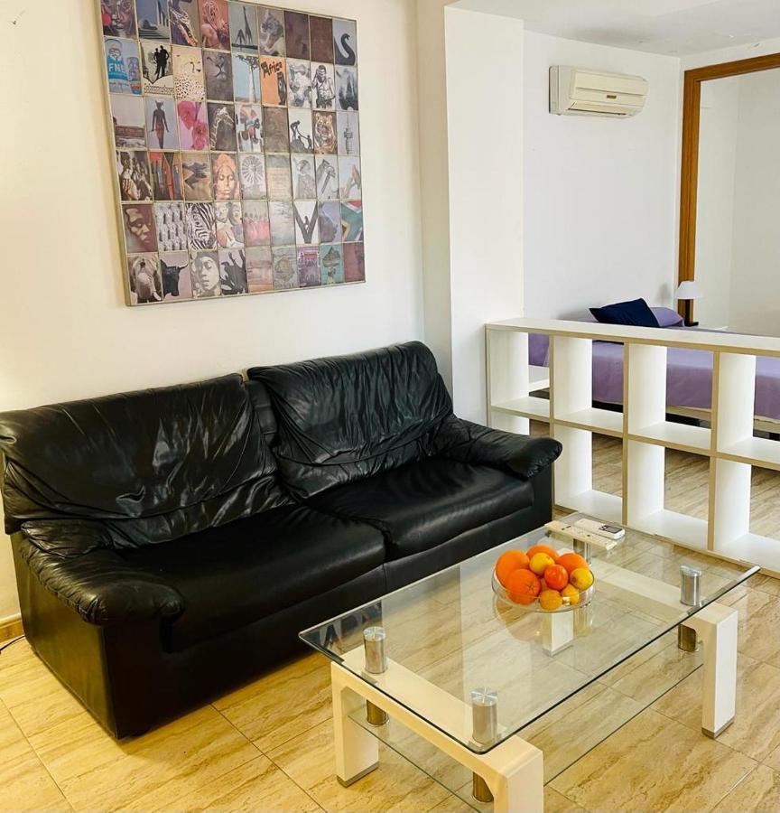 Puerta Del Sol Trm Only Adults Aparts Torremolinos Exterior foto